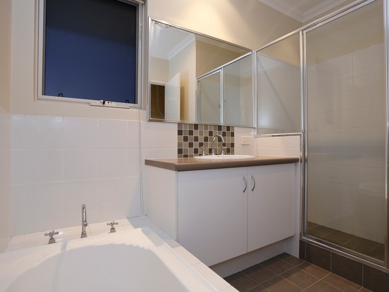 3B May Court, Nollamara WA 6061