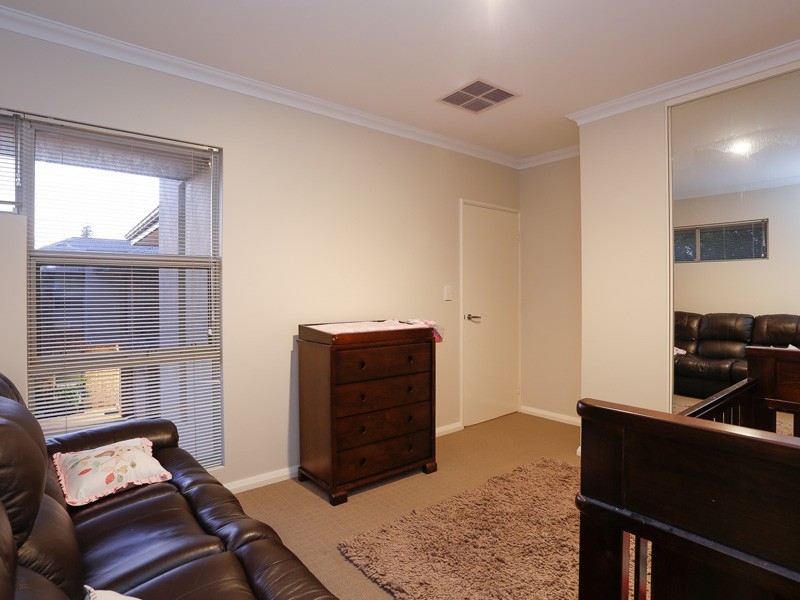 3B May Court, Nollamara WA 6061