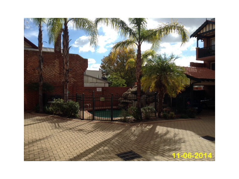 8/42 Bronte Street, East Perth WA 6004