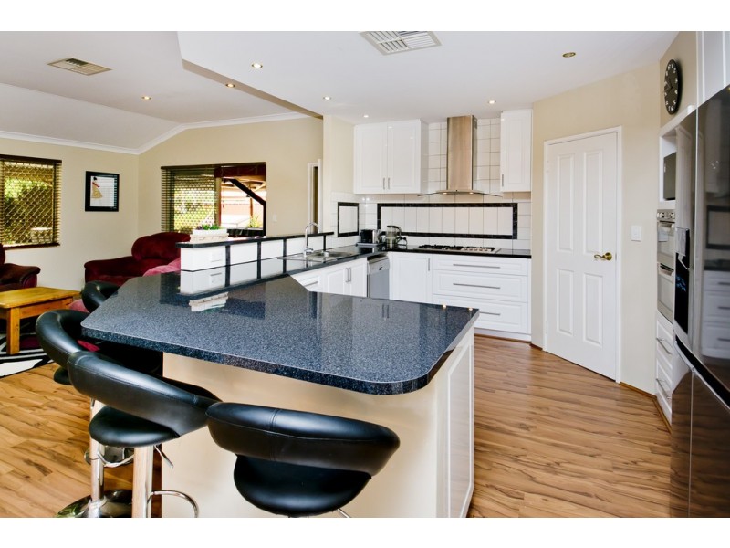 49 Yosemite Loop, Ballajura WA 6066