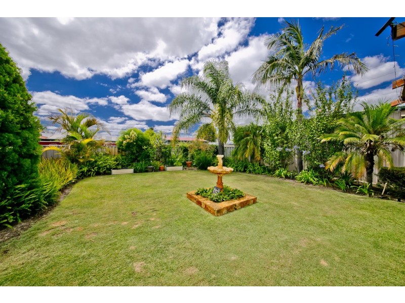 49 Yosemite Loop, Ballajura WA 6066