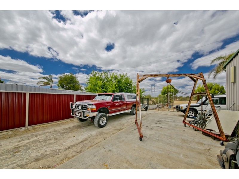 49 Yosemite Loop, Ballajura WA 6066