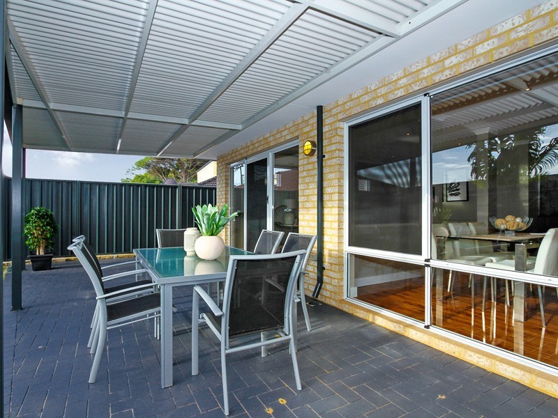 8 Turtle Way, Stirling WA 6021