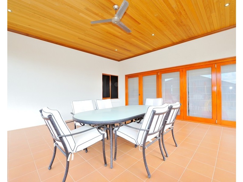 8 Manila Way, Aveley WA 6069