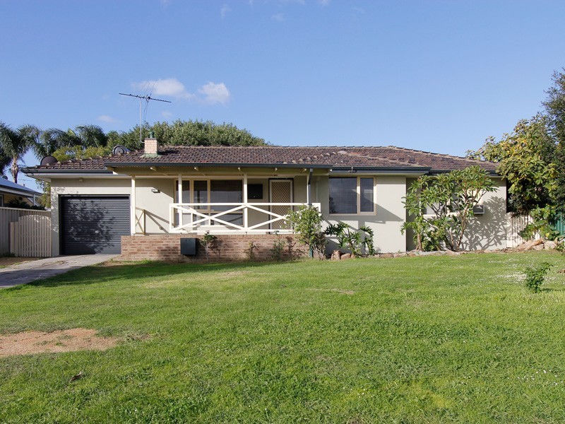 22 Frost Street, Swan View WA 6056