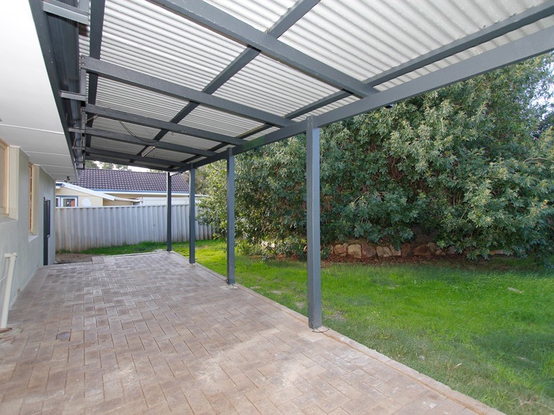 22 Frost Street, Swan View WA 6056