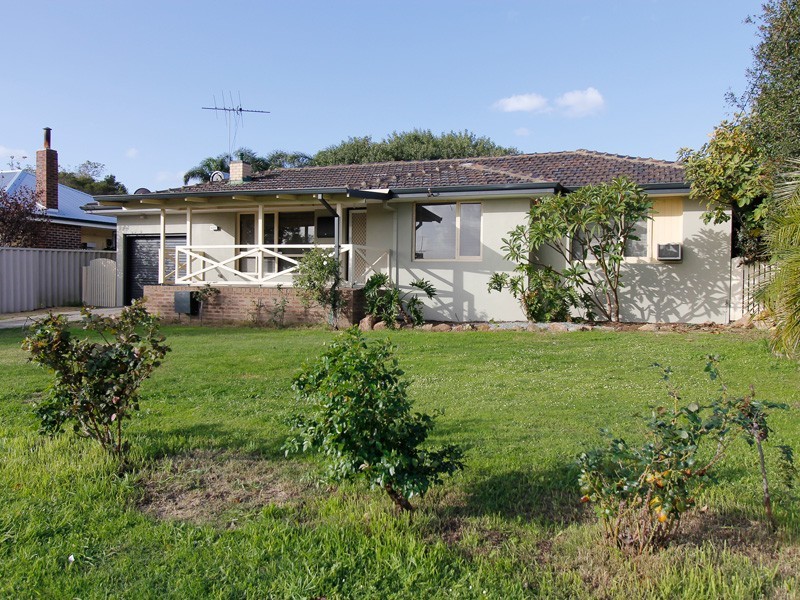 22 Frost Street, Swan View WA 6056