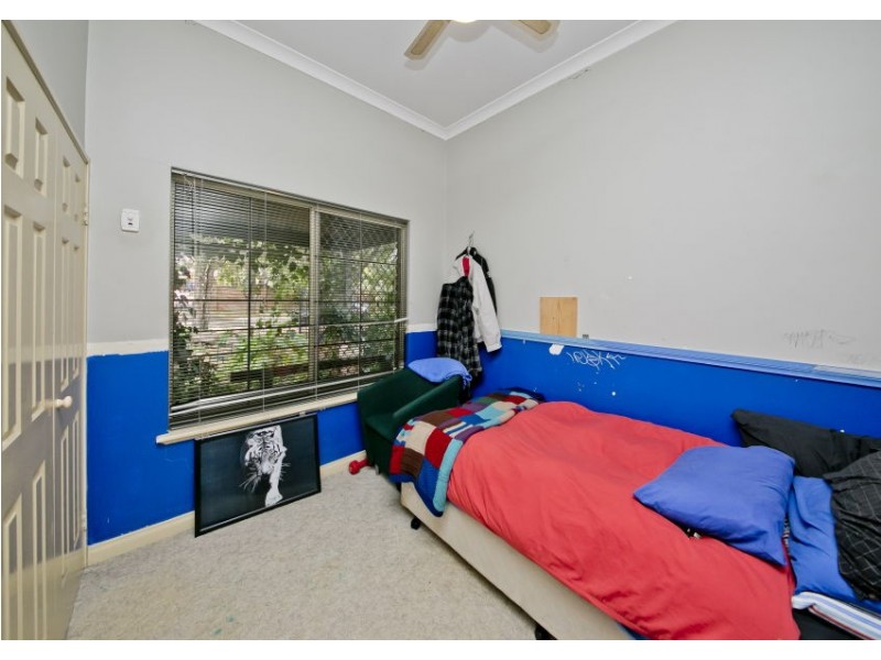 17 Anzac Terrace, Bassendean WA 6054