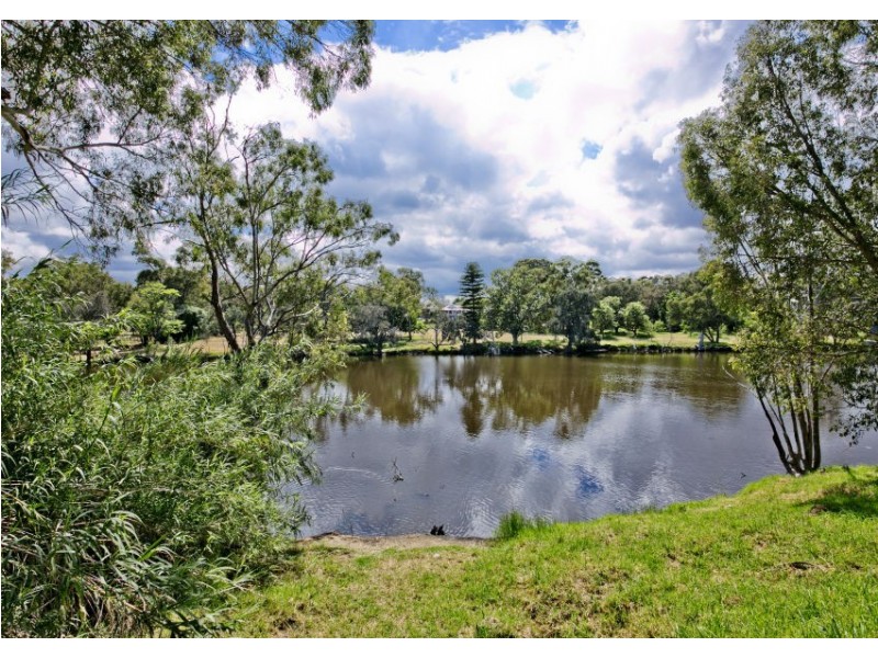 17 Anzac Terrace, Bassendean WA 6054