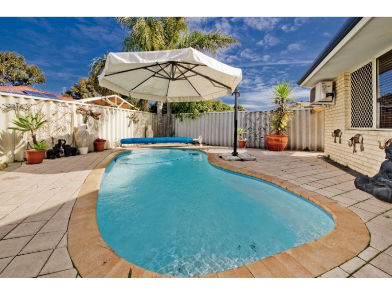 7 Mammoth Court, Ballajura WA 6066
