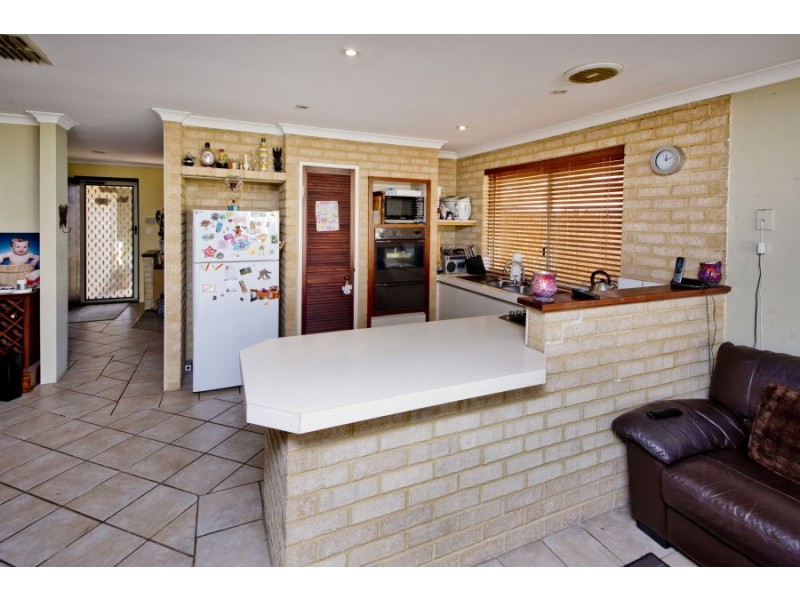 7 Mammoth Court, Ballajura WA 6066