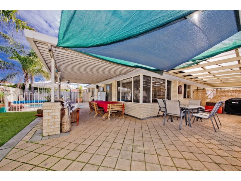 7 Mammoth Court, Ballajura WA 6066