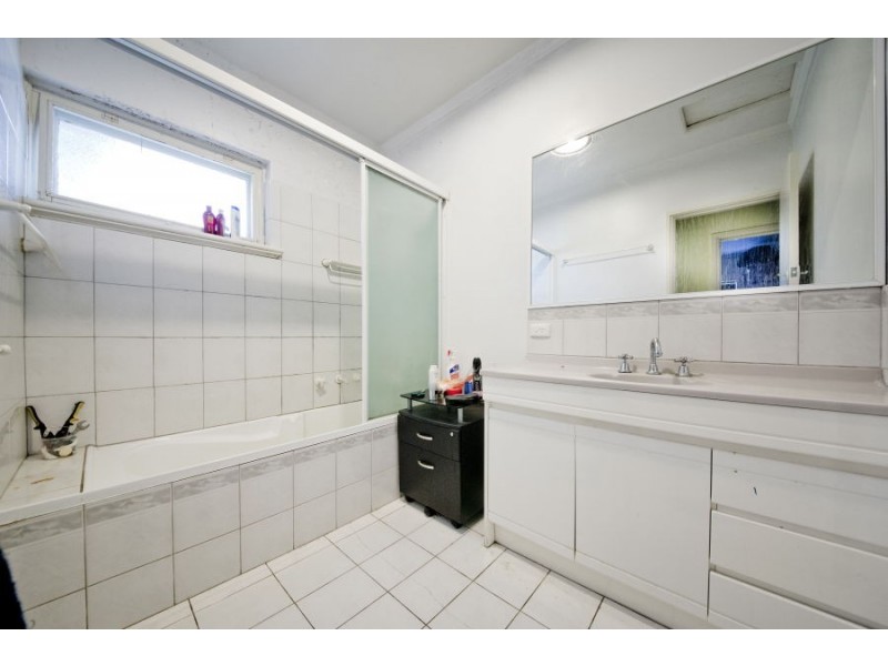 13 Dallwin Street, Dianella WA 6059