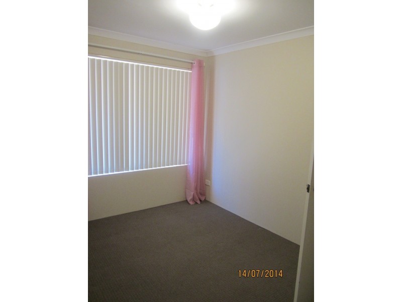 14 Monkton Place, Kinross WA 6028