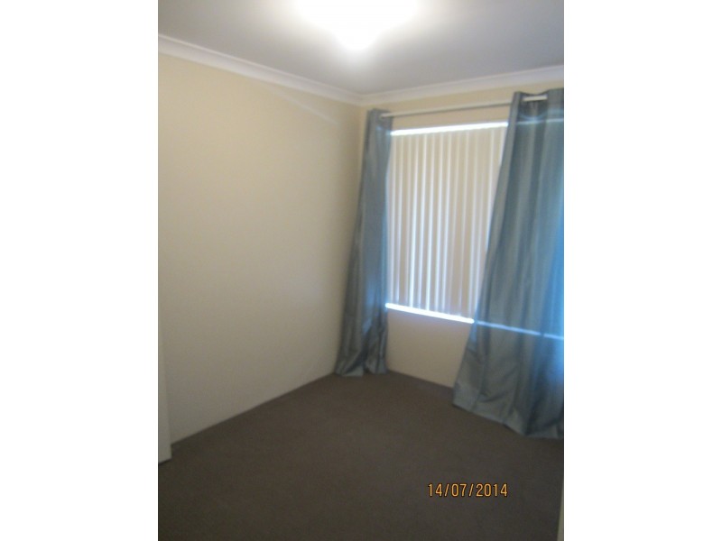 14 Monkton Place, Kinross WA 6028