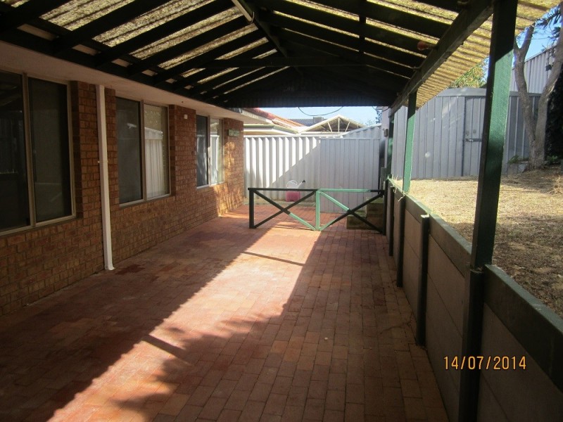 14 Monkton Place, Kinross WA 6028