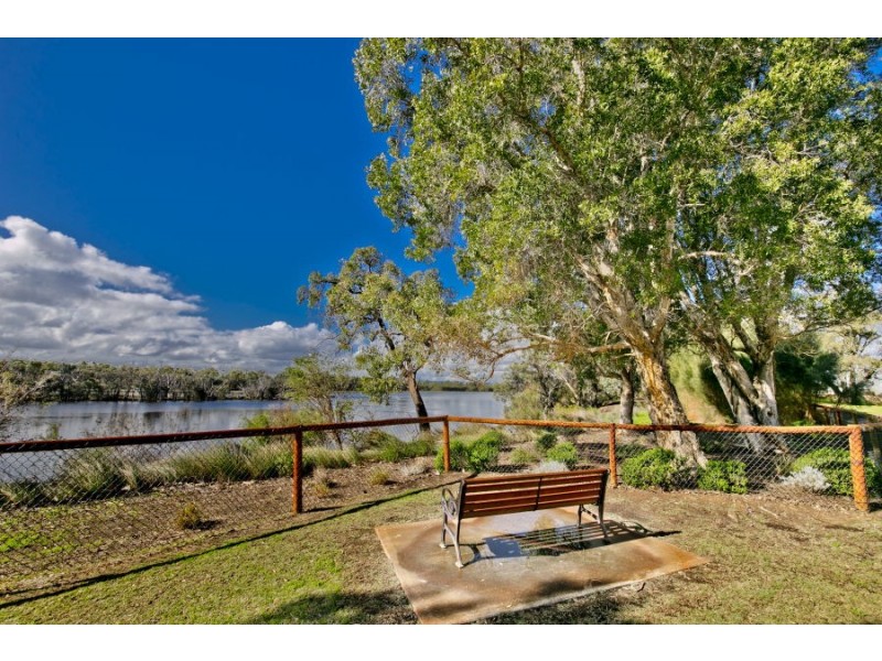 137/12 Wall Street, Maylands WA 6051