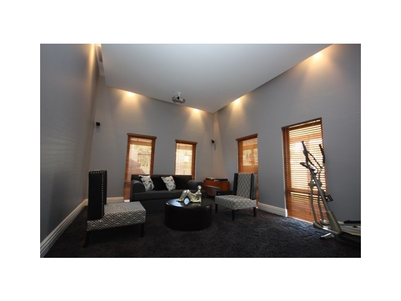 12 Second Avenue, Mount Lawley WA 6050