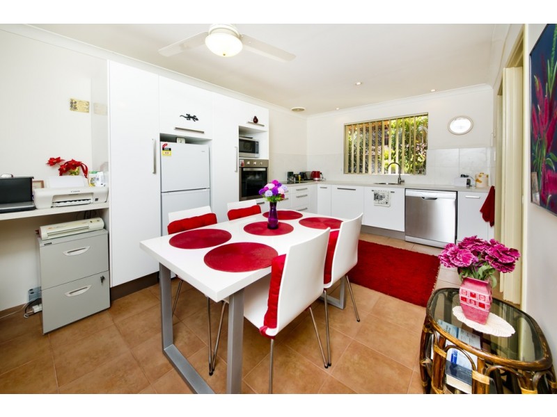 3/8 Valentine Avenue, Dianella WA 6059