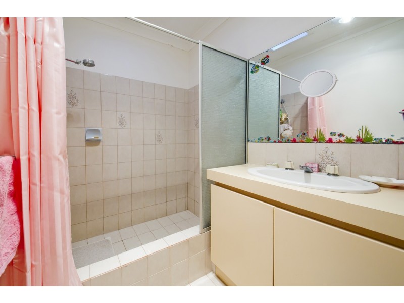 3/8 Valentine Avenue, Dianella WA 6059