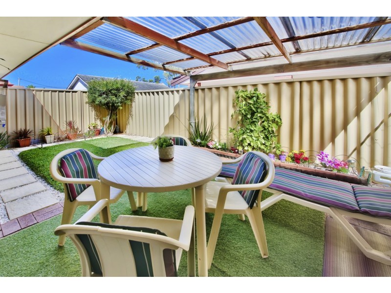 3/8 Valentine Avenue, Dianella WA 6059
