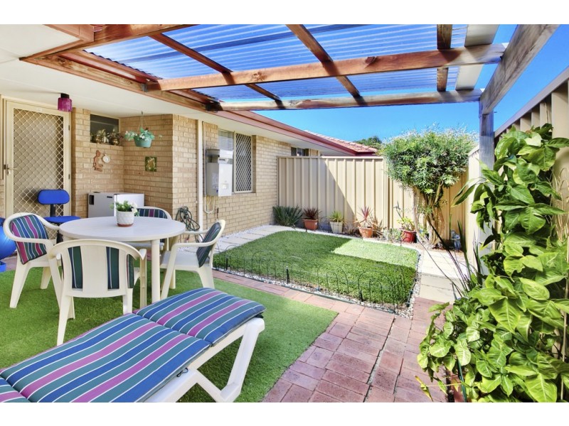 3/8 Valentine Avenue, Dianella WA 6059