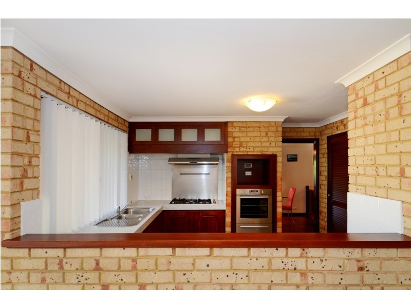 365 Summerlakes Parade, Ballajura WA 6066