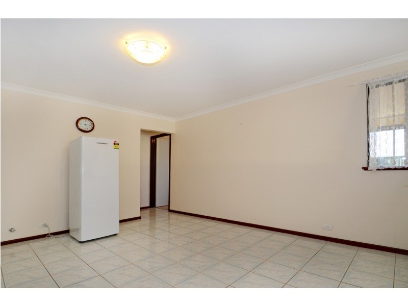 365 Summerlakes Parade, Ballajura WA 6066