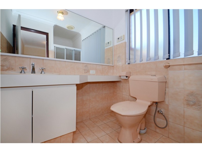 365 Summerlakes Parade, Ballajura WA 6066