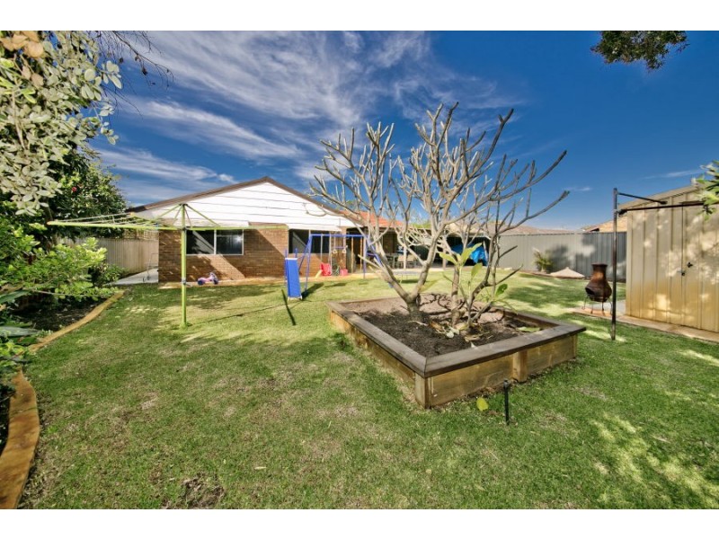 1 Cothill Court, Eden Hill WA 6054