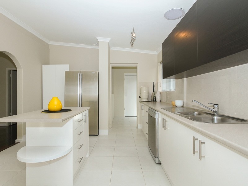 59 Crandon Street, Gosnells WA 6110