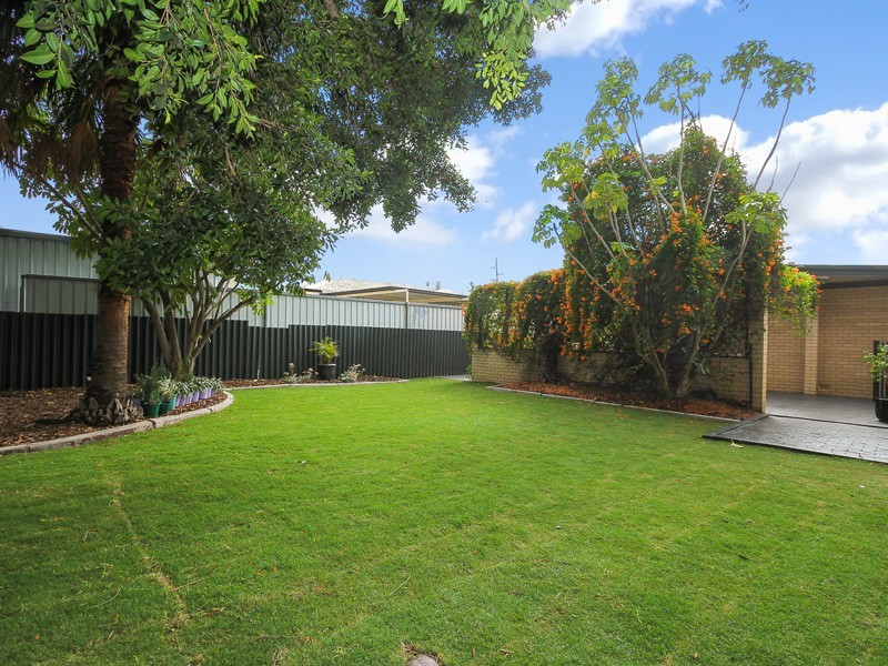 59 Crandon Street, Gosnells WA 6110