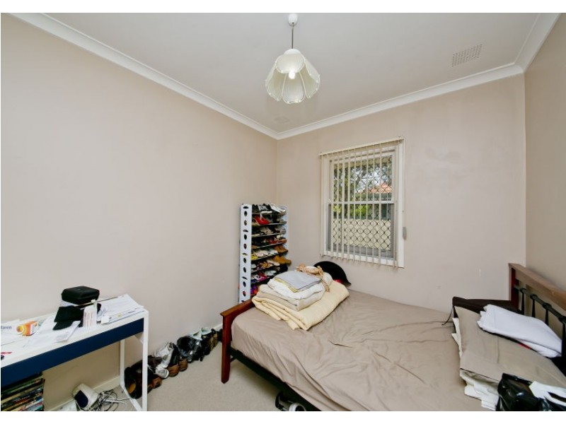 32 Culloton Crescent, Balga WA 6061