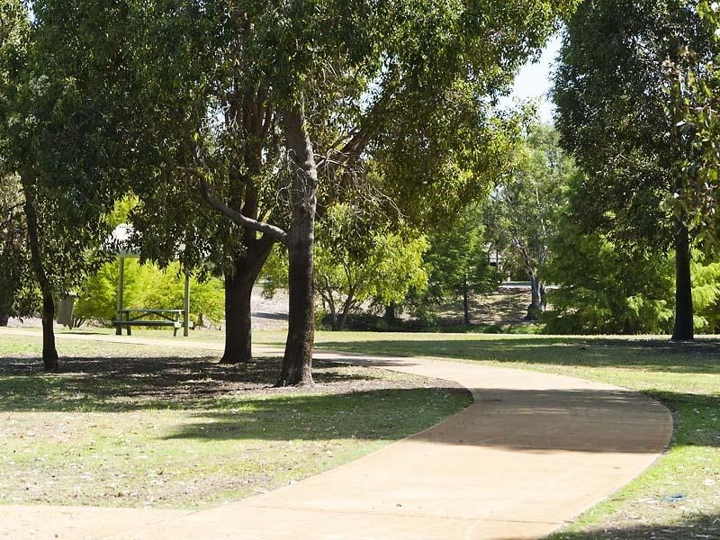 31B Sheldrake Way, Willetton WA 6155