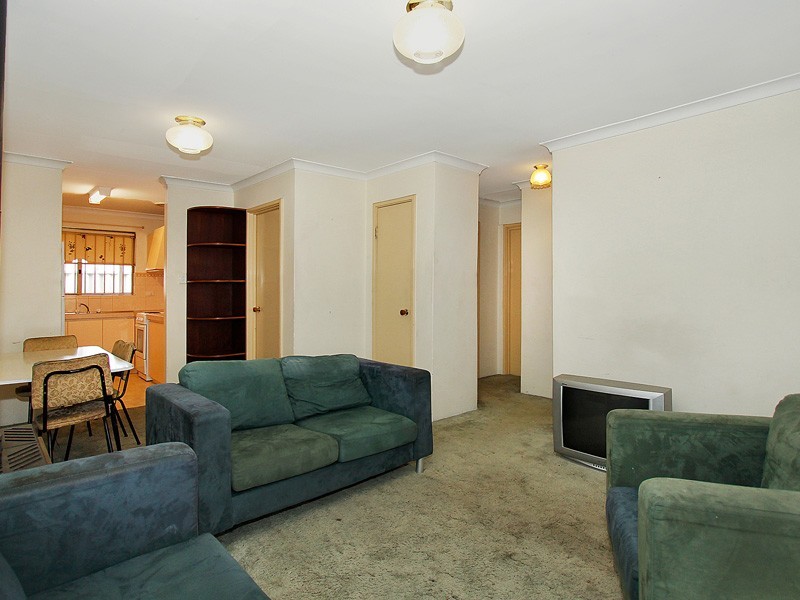 11/7 Park Road, Midvale WA 6056