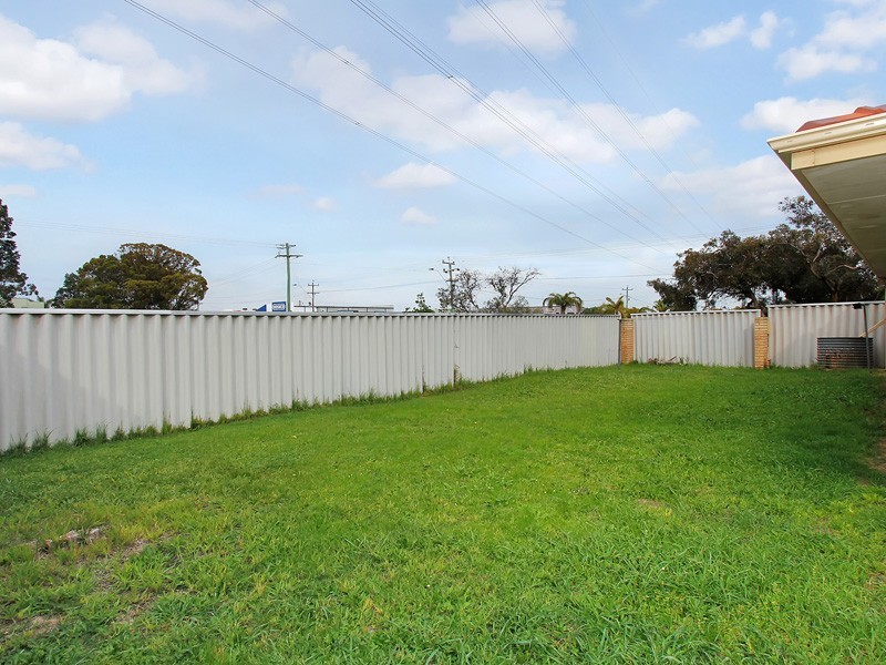 11/7 Park Road, Midvale WA 6056