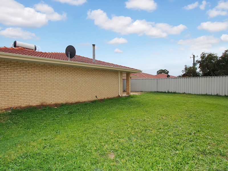 11/7 Park Road, Midvale WA 6056