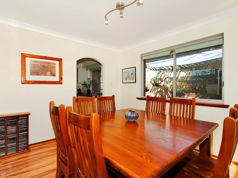 8 Essington Street, Huntingdale WA 6110