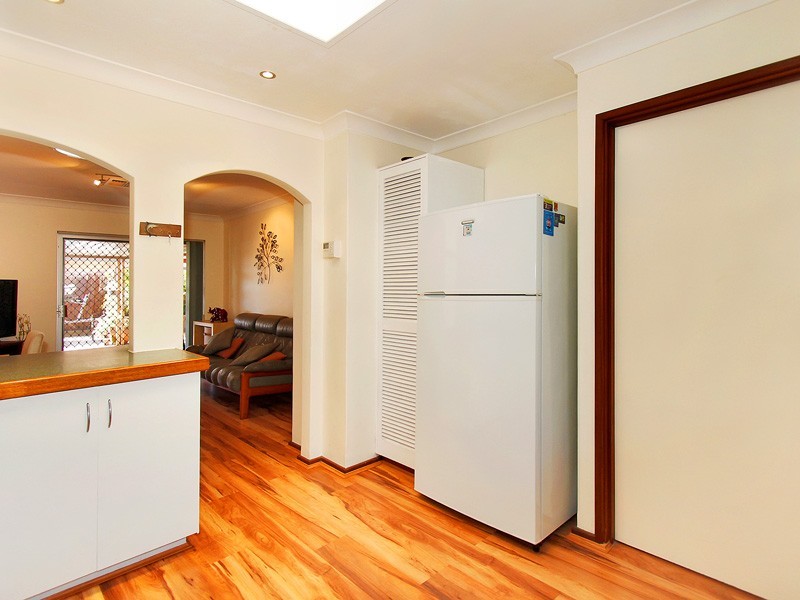 8 Essington Street, Huntingdale WA 6110