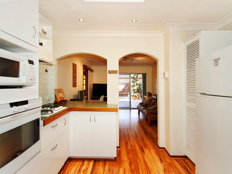 8 Essington Street, Huntingdale WA 6110