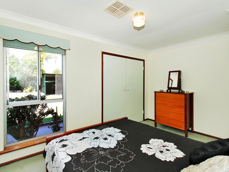 8 Essington Street, Huntingdale WA 6110