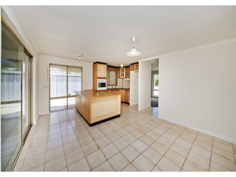 5 Elmwood Court, Marangaroo WA 6064