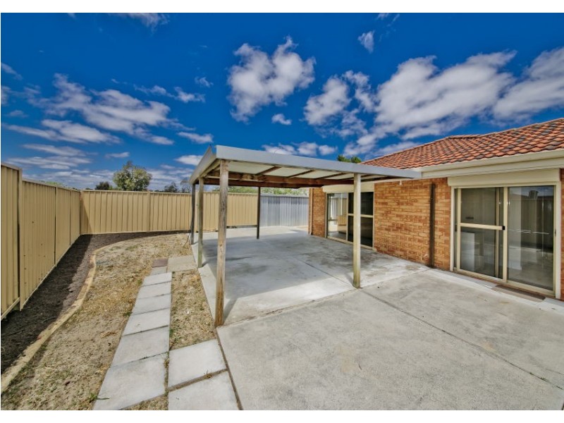 5 Elmwood Court, Marangaroo WA 6064