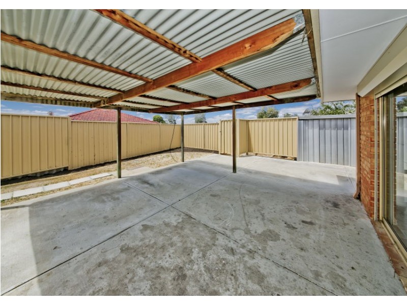 5 Elmwood Court, Marangaroo WA 6064