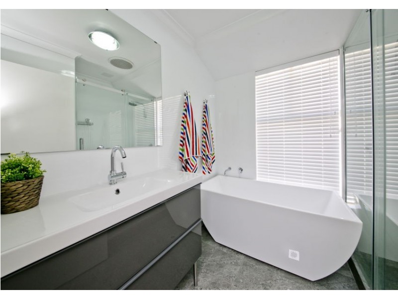 5 Nene Close, Beechboro WA 6063