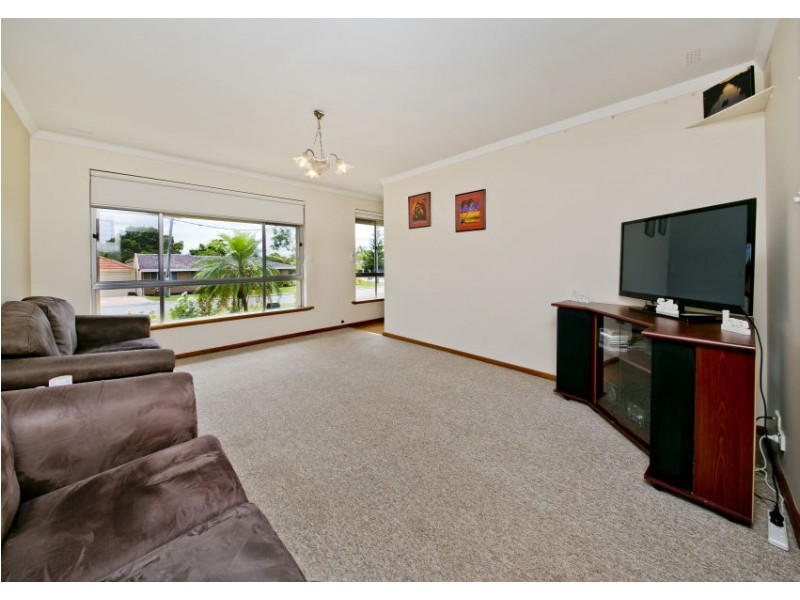 61 Canada Street, Dianella WA 6059