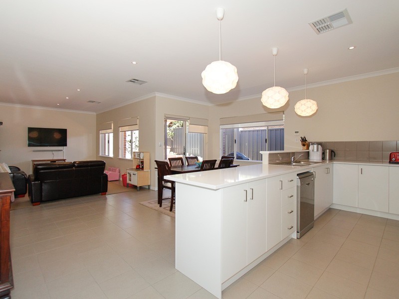 72a Swansea Street, East Victoria Park WA 6101