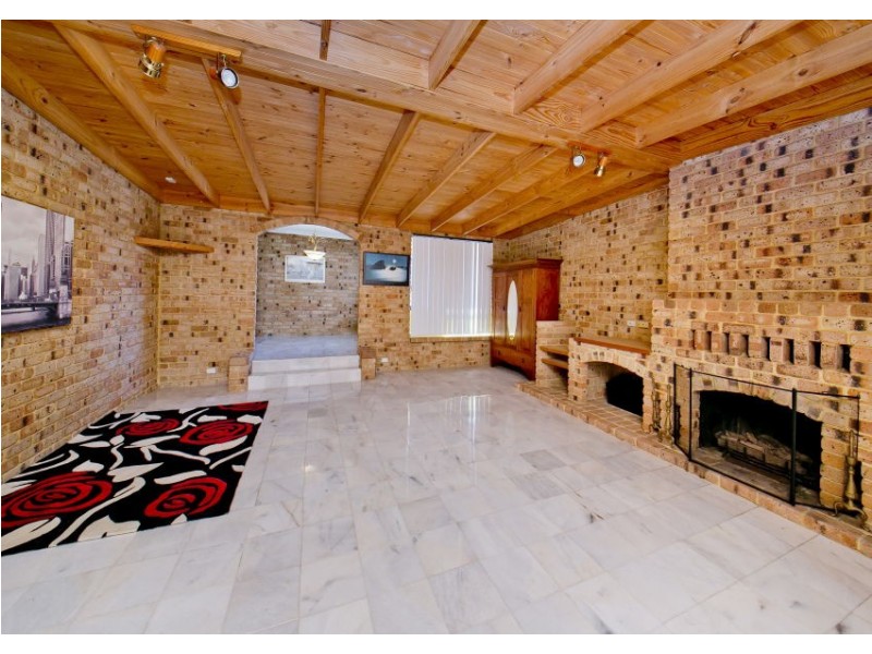 35 Toucan Way, Ballajura WA 6066