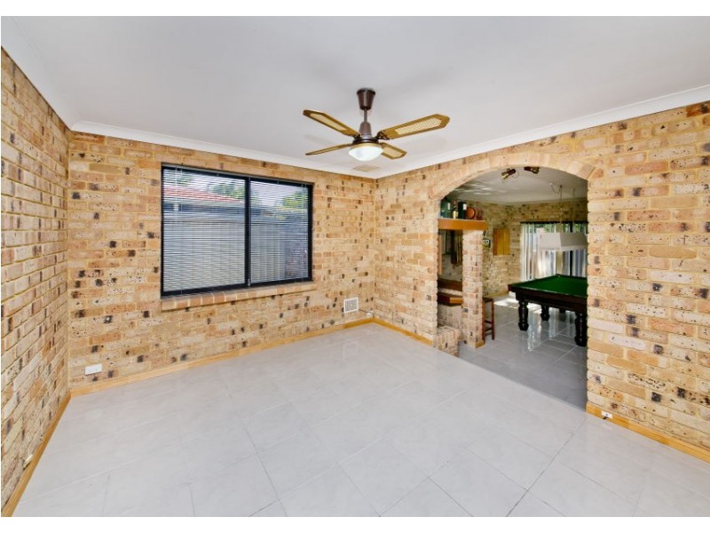 35 Toucan Way, Ballajura WA 6066