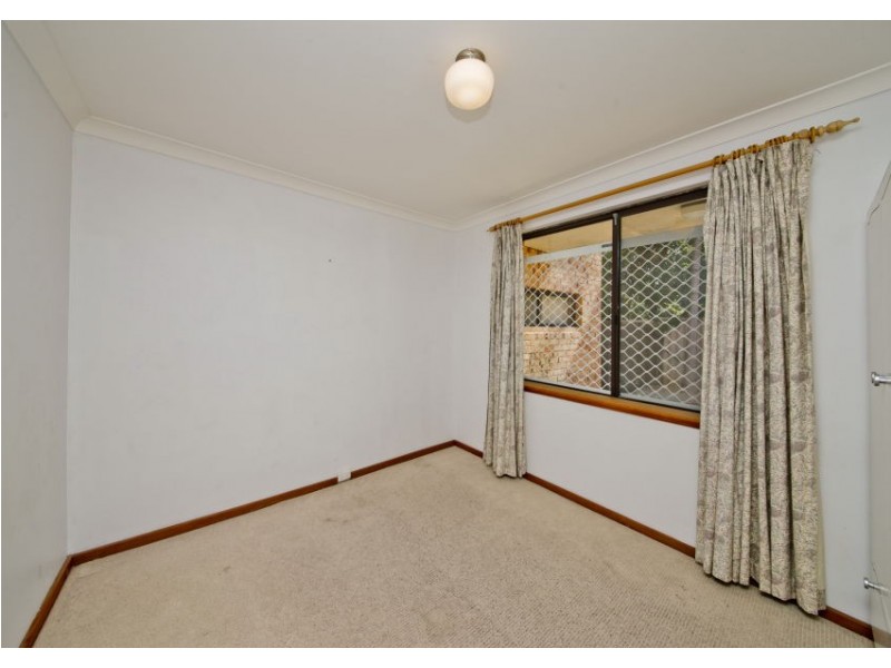 35 Toucan Way, Ballajura WA 6066